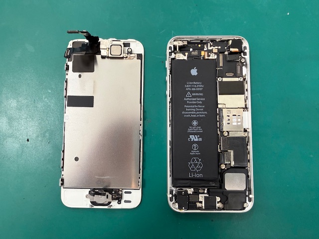 iPhone SE（アイフォンエスイー）のバッテリー交換ならスマホ修理工房富山グリーンモール山室店へ☆